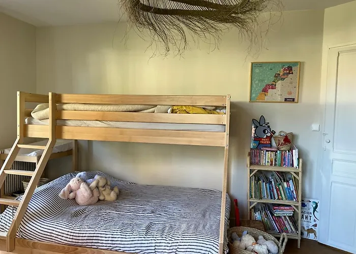 Downtown - 2 Bedroom With Private Garden